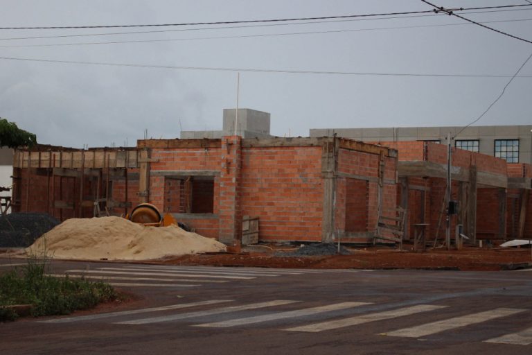 Prodeurbs anuncia emissão de alvará online para profissionais da construção civil em Sinop