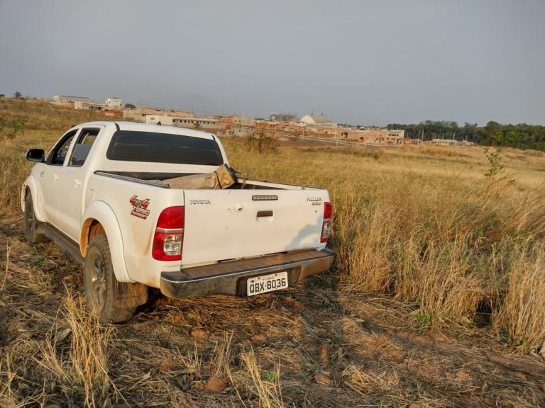 Sorriso: Policiais recuperam hilux roubada nessa madrugada