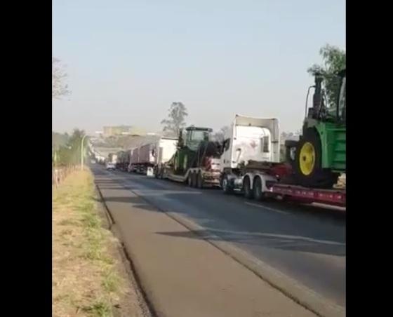 Bloqueios geram filas quilométricas de caminhões e podem continuar na 5ª