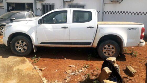 Bandidos tentam fugir com S10 roubada em Sinop e acabam presos na “pausa pro cafézinho”