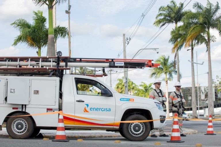 Vereador Diogo Kriguer cobra da Energisa solução para as constantes oscilações e quedas de energia