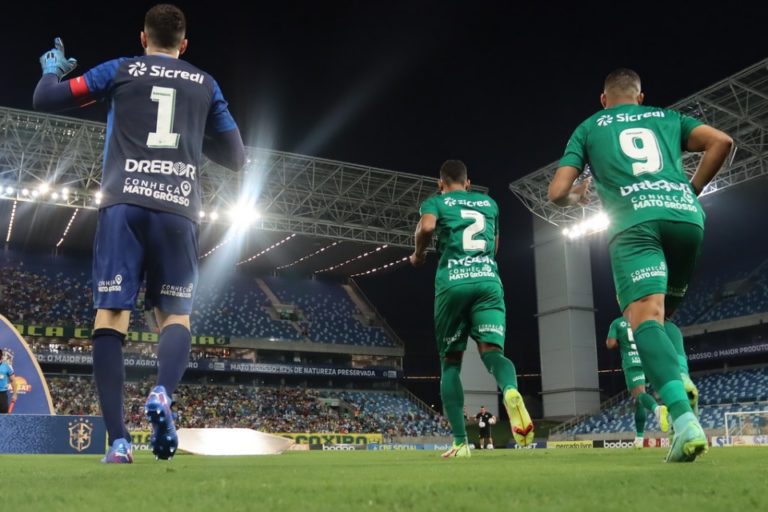 Cuiabá inicia venda de ingressos para jogo contra o Bragantino; 75% da capacidade liberada