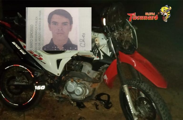 Moto bate contra cerca de arame farpado, piloto fica ‘pendurado’ e morre