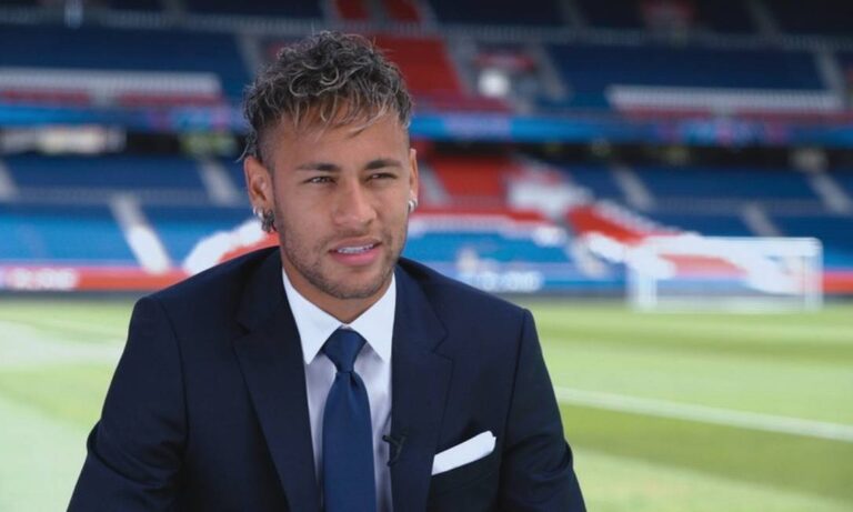 Quadrilha rouba R$ 200 mil do atacante Neymar