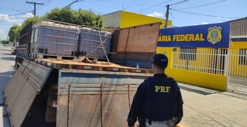 PRF apreende agrotóxicos ilegais em Sinop