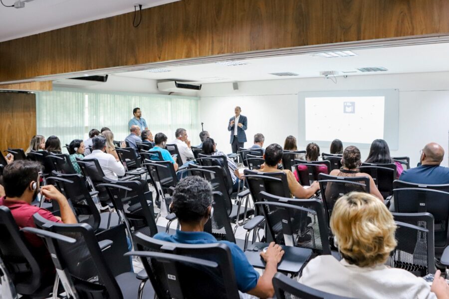 O impacto do aprendizado online no Brasil conforme Aprendiz 2023 da Coursera