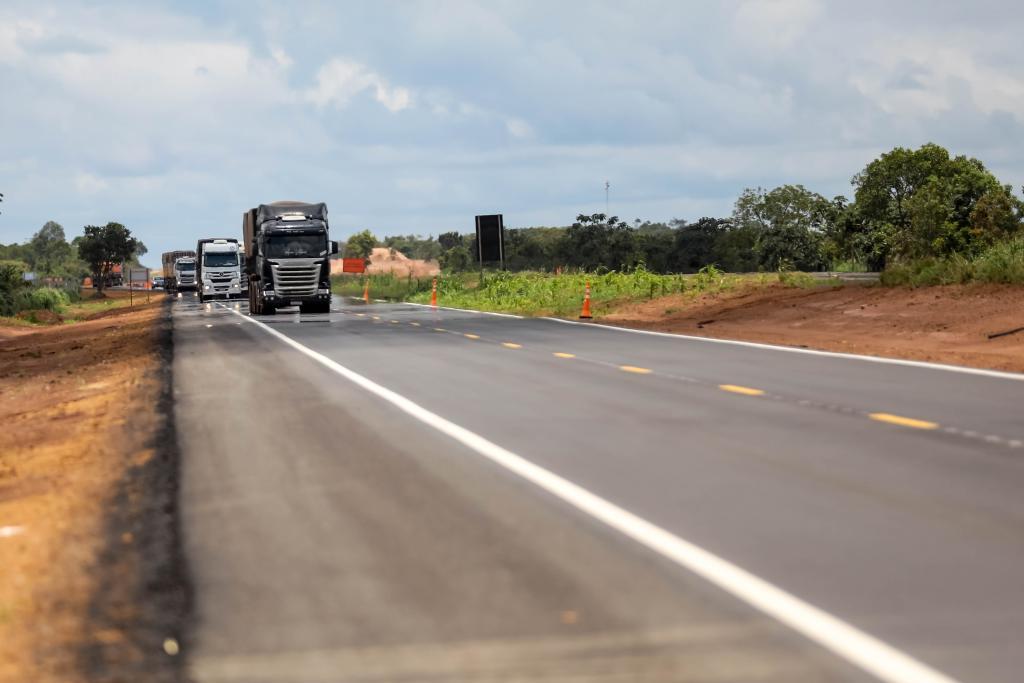 Governo de MT e Nova Rota do Oeste dão início à duplicação da BR-163 em Sinop sentido Sorriso