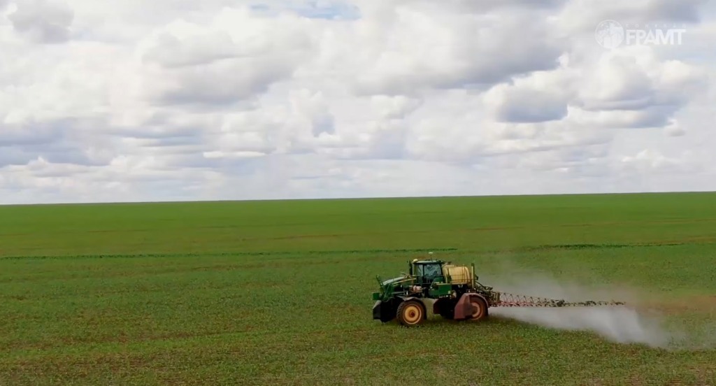 Ministérios Públicos querem proibir uso do glifosato em Mato Grosso