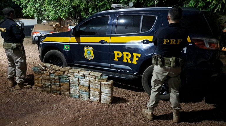 PRF apreende 103 kg de cocaína na BR-163 em Terra Nova do Norte