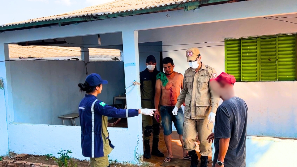 Homem é esfaqueado no peito durante briga em Sorriso