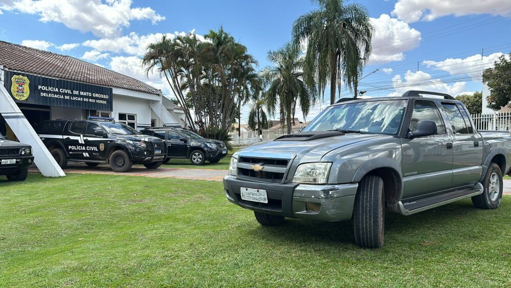 Família é feita refém por 3 horas e tem caminhonete roubada em Lucas do Rio Verde