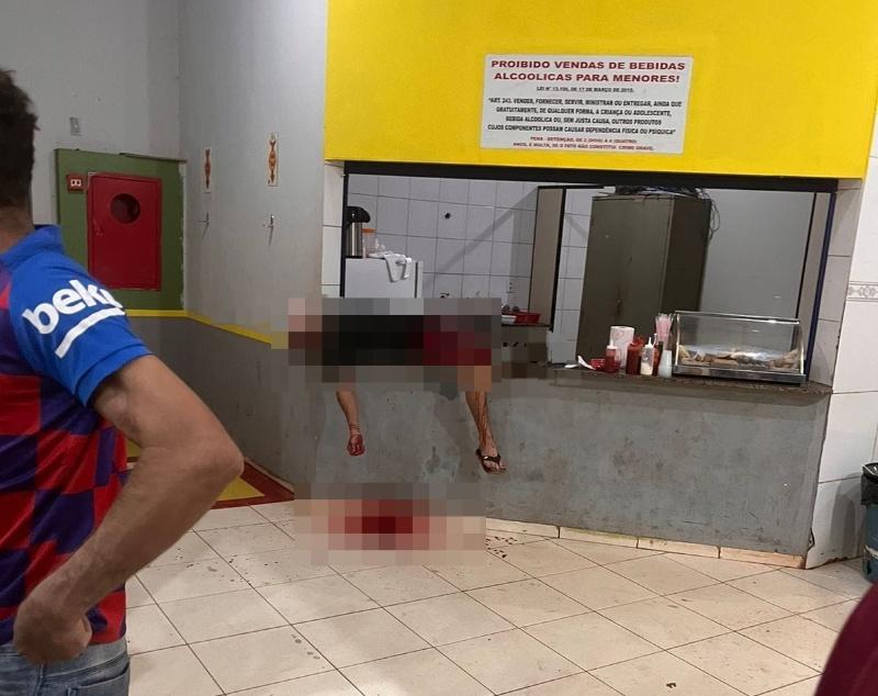 Homem de 30 anos até a morte em lanchonete de ginásio esportes em MT