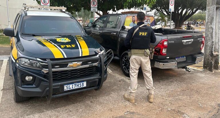 PRF recupera em Rondônia hilux roubada em Sorriso