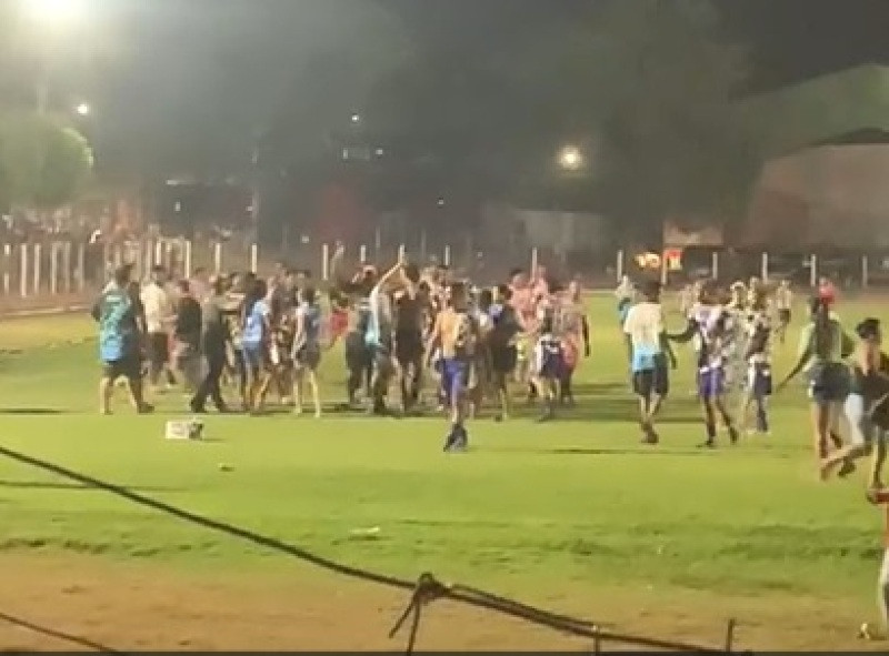 Partida de futebol termina em briga generalizada em MT