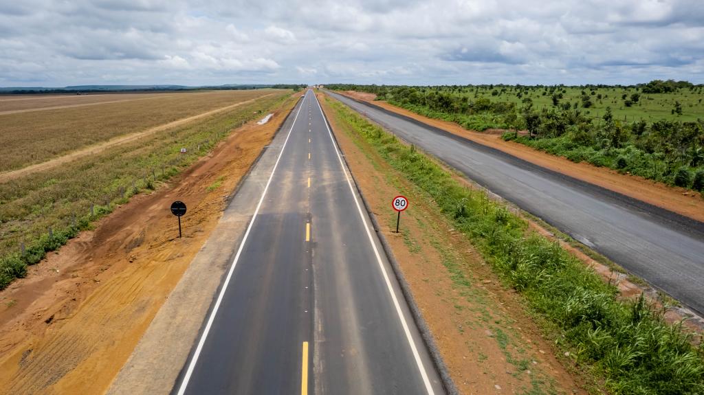 Governo e Nova Rota inauguram mais 18 km de duplicação da BR-163 e dão início a obra entre Sorriso e Sinop